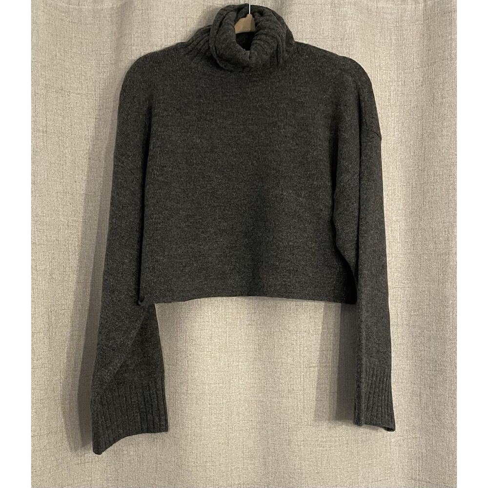Garage Brand Spongy Cropped Turtleneck Gray Size Medium New Without Tags